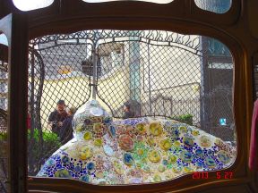 An Antoni Gaudí ceramic mosaic sculpture, on the terrace garden at Casa Batlló, Passeig de Gracia, 43, Barcelona, Spain